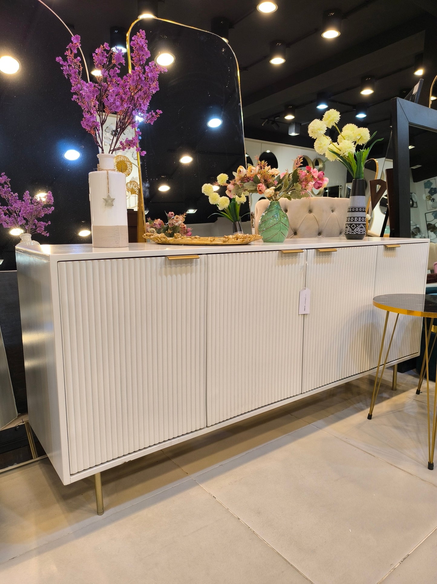 Quinn sideboard