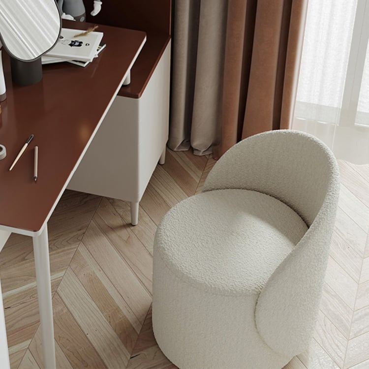 Scandinavian-style Bouclé Upholstered Stool