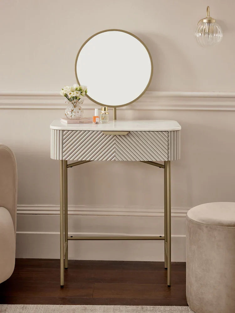 Valancia mini makeup vanity