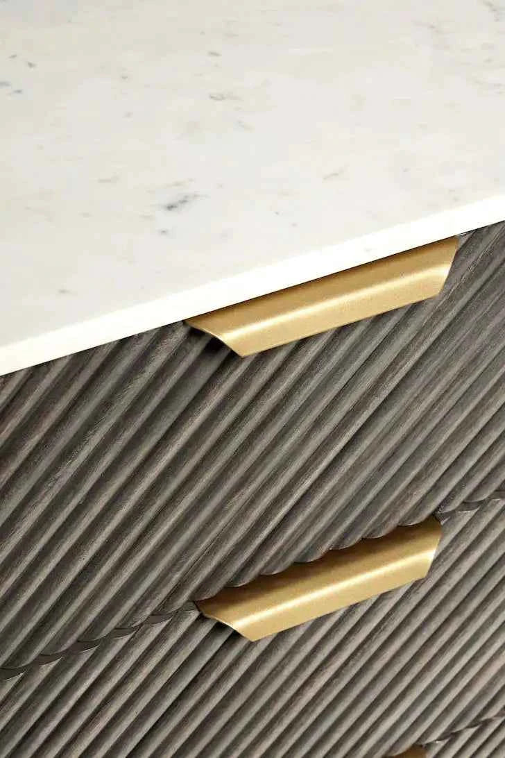 Valencia 6 drawer chest of drawers