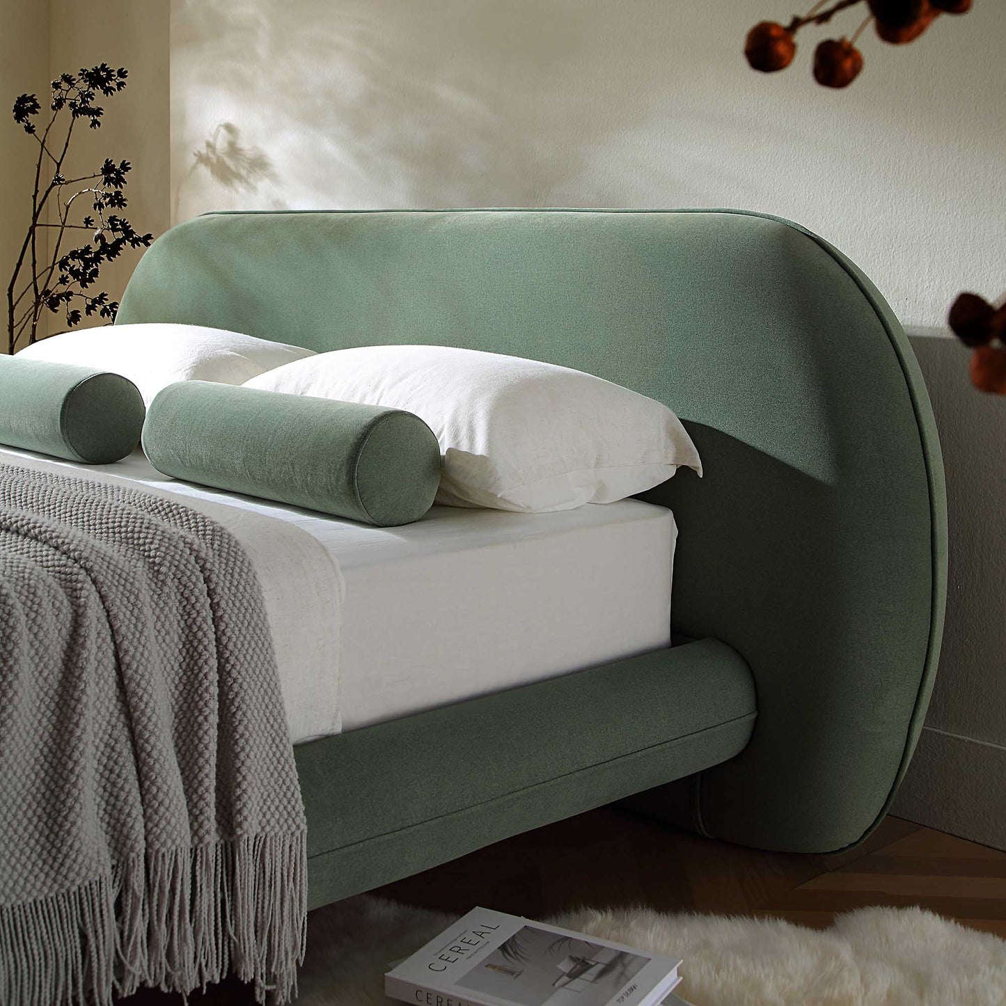 Solviano Luxe Bed