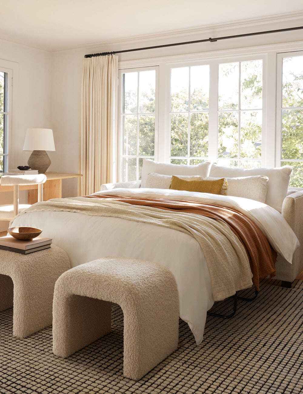 Classic Stool: Durable, Versatile Design