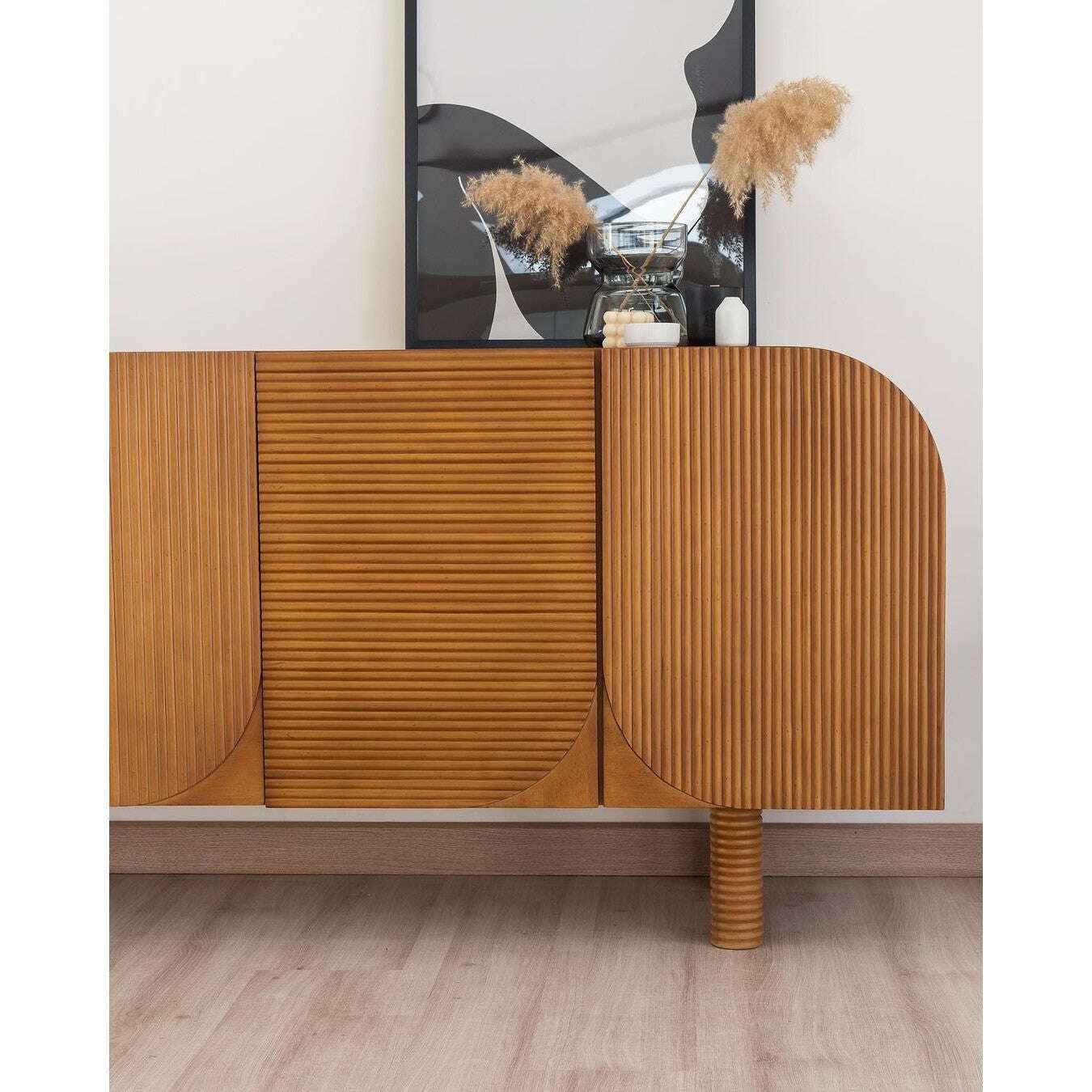 Ina sideboard