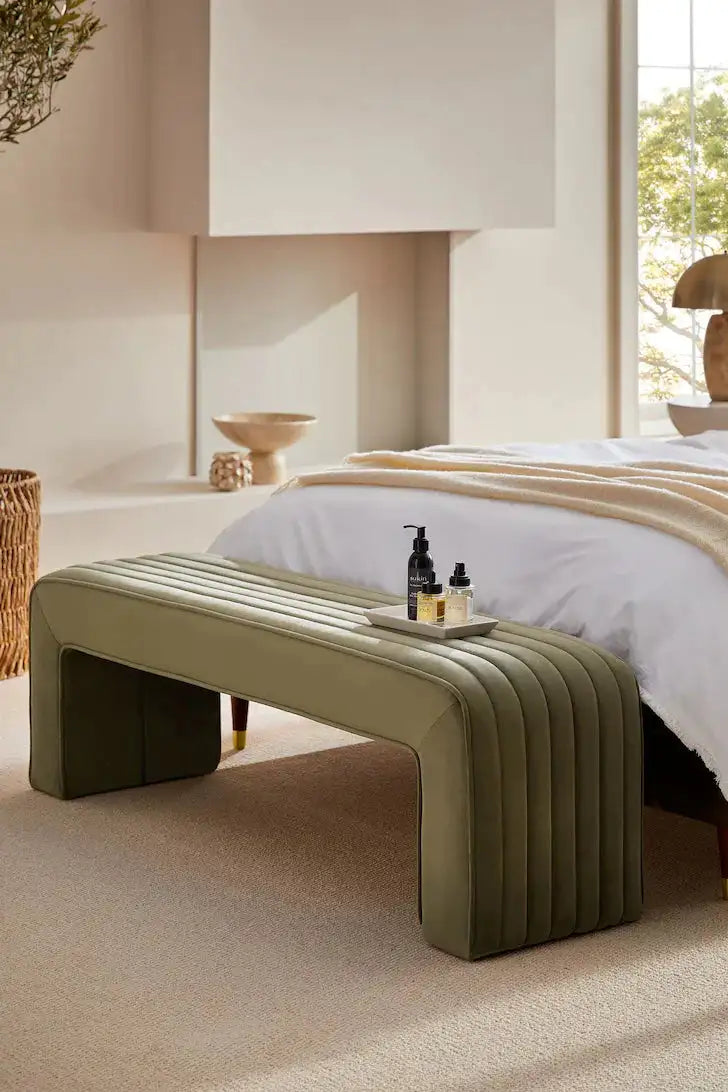 Premium 3-Seat Wooden Stool: Elevated Style & Durability Home Virsa