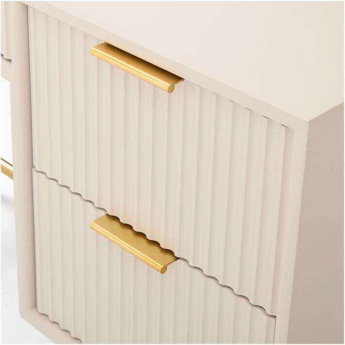 Quinn dresser Home Virsa