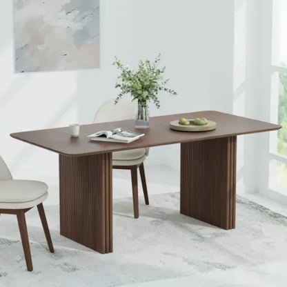 Legil Dining table